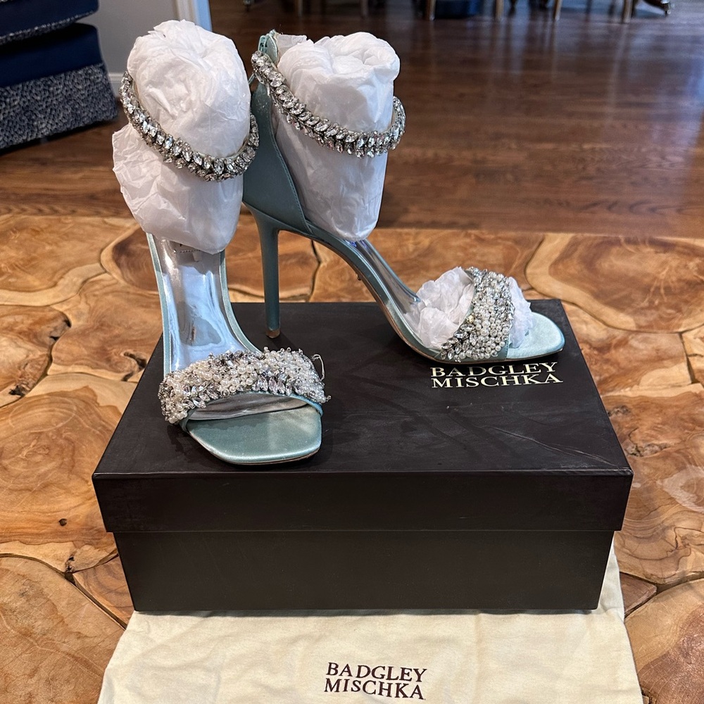 Badgley Mischka Fiorenza Tiffany blue bridal heels